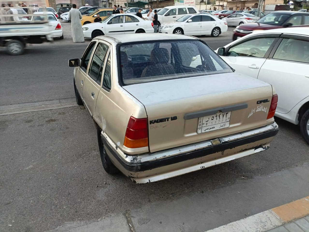 لبيع سياره سعره 15 وبيه مجال رقم الجوال ***********
