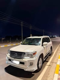 لاندكروز • ٢٠١٣ • ناصريه