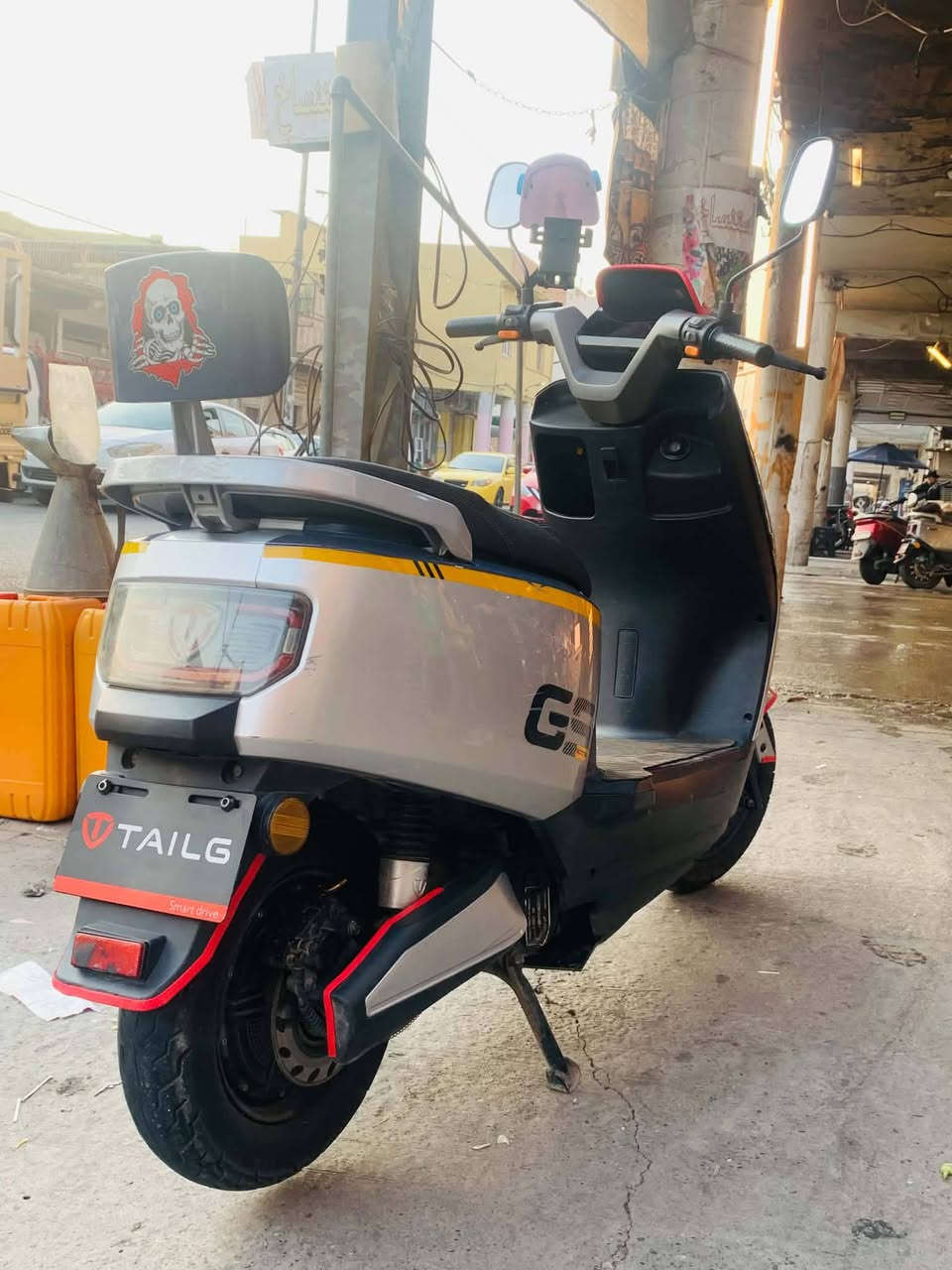 ماطور شحن البيع
النضافه كدام العين
بي 6بطاريات 
السرعه 40/50/55
السعر ،750وبي مجال 
شراي تفضل خاص او 
وتساب ***********
