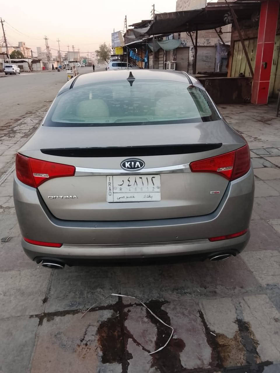 كيا اوبتيما موديل 12 امريكي  رقم بغداد  مكينه 2400 سياره بها 4 قطع صبغ بدون دواخل
جاهزه كير مكينه حداديه تبريد تخم تاير كله جديد  السعر 79وبيه مجال بسيط مكاني بابل سياحي قريه الساده رقم الهاتف ***********
