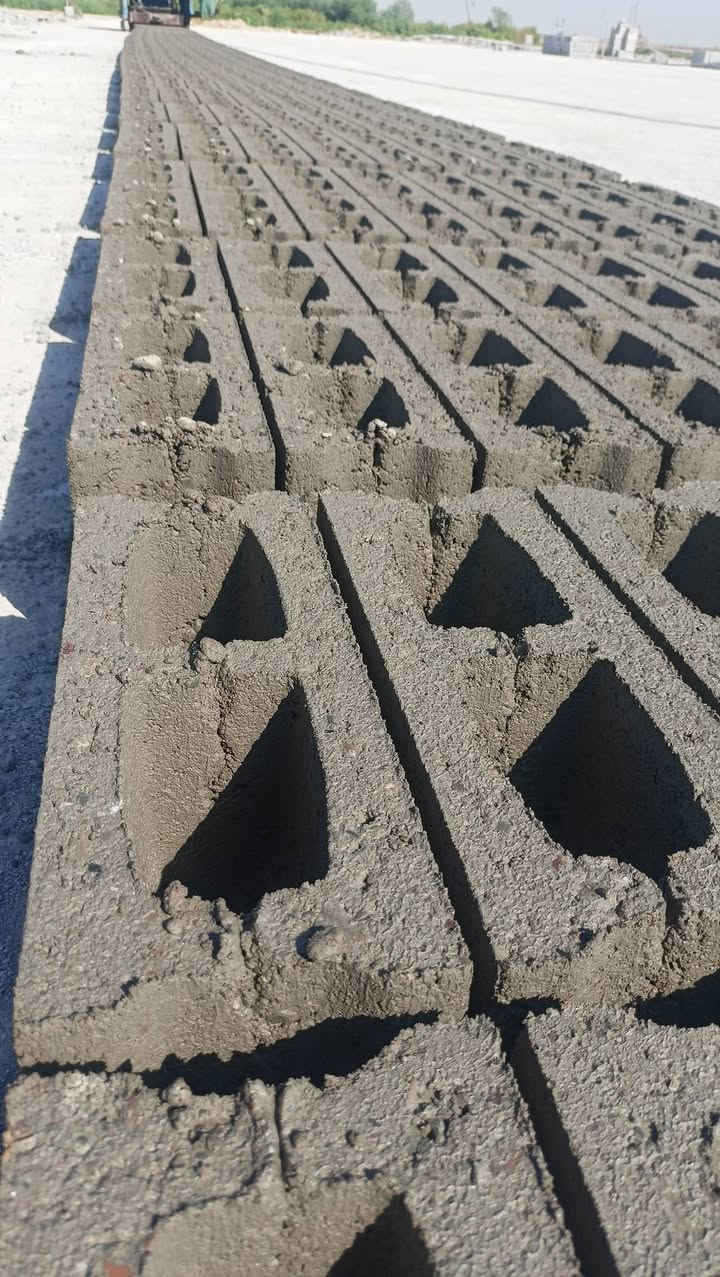 بلوك • ٢٠×١٥ • درجة أولى