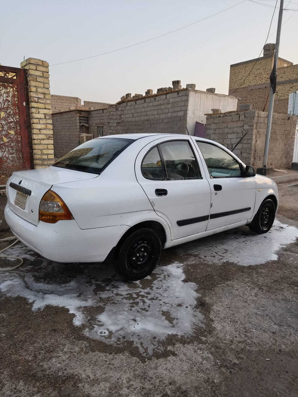 سلام عليكم سياره طيبه للبيع مديا ١٣سياره بيها بس جملغ لمامي مبدل ودوس معمره فقط سياره مستعجل علا بيعتها مناسبه حيل  سعره 28 وبيها مجل لشرايه ‏‪***********‬‏       ‏‪***********‬‏
