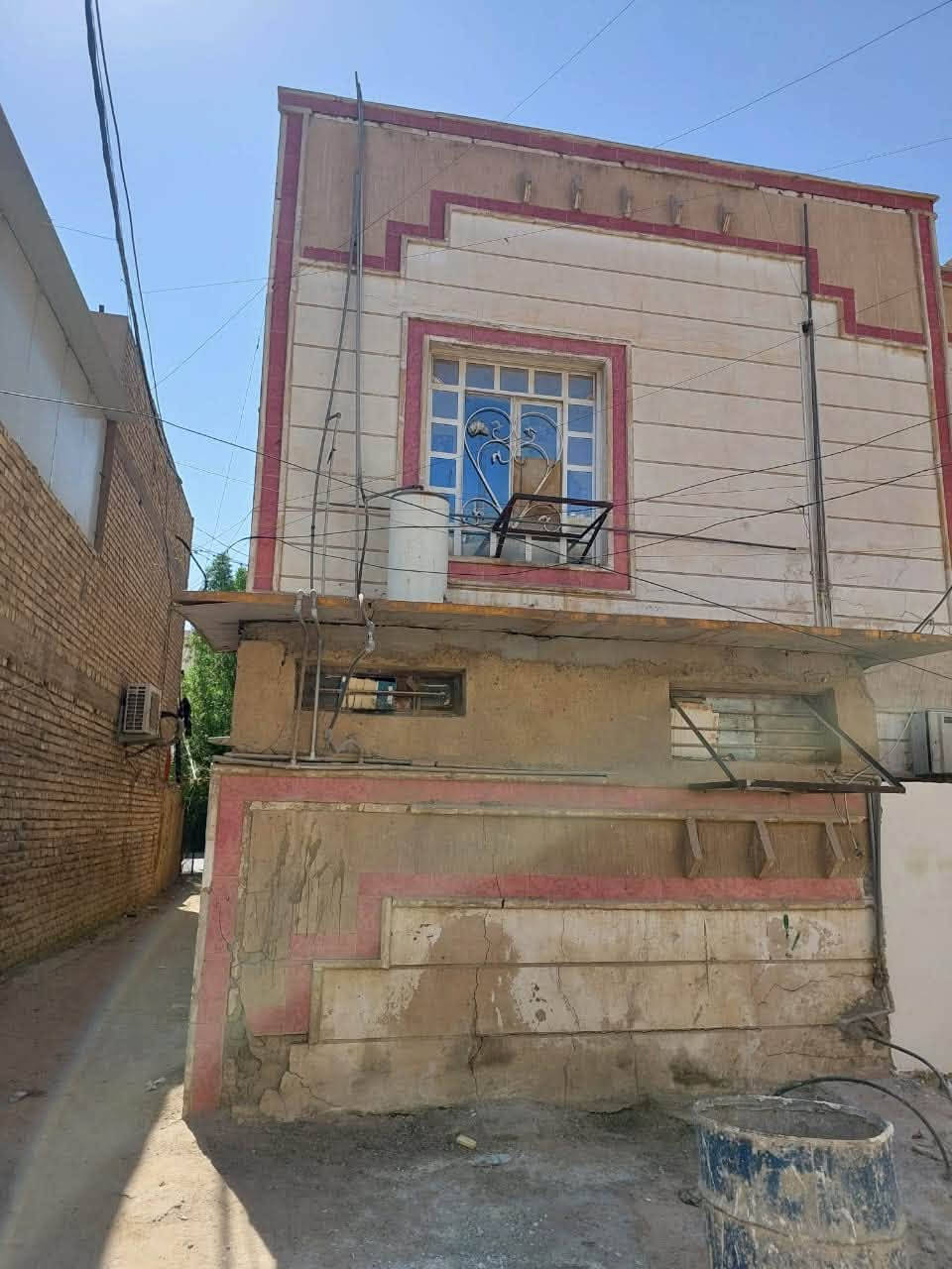 بيت 100 متر للايجار بغداد الحرية على 3 شوارع ركن مقابيل مدرسة الشروق و على شارع زين العابدين للاستفسار 
الاتصال بصاحب الدار 
***********
ملاحظة اني مكلفة بالنشر 
رقم صاحب الدار بيه وتساب
