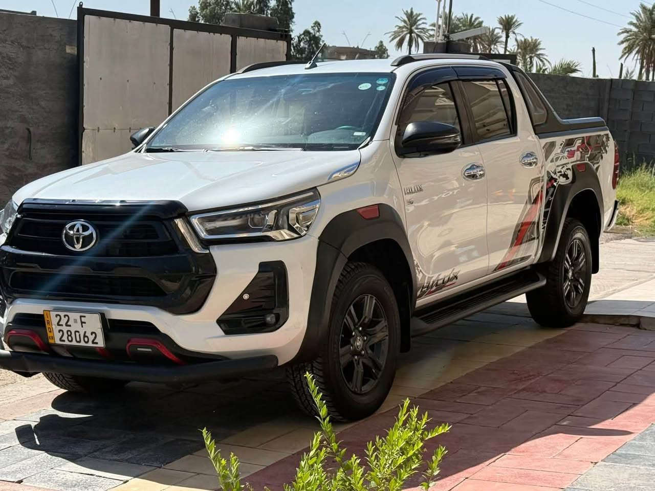 للبيع
تويوتا هايلوكس TRD موديل 24 رقم اربيل تحويل مباشر سياره نضيفه ماشيه 103محرك 6 سلندر سياره ساز 
مكان السياره الفلوجه الكرمه  السعر 360 وبيها مجال

واتساب اتصال 
***********
