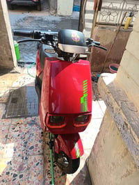 شحن • ١٠٠٠واط • ٤بطاريات
