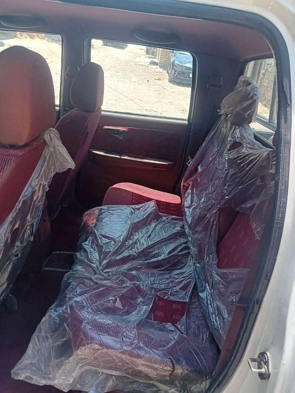السلام عليكم بيكم دبل قمارة سكاي موديل 13 رقم بغداد انكليزي بأسمي مكينه وكير مكفولات سيارة مكفوله من الضربه والصبغ عدا هاي الموضحة بالصورة استلام من الشركة على ادينه كير اوتوماتيك العنوان بغداد البلديات اخوان الشراي يتصل السعر 52 الرقم ***********
