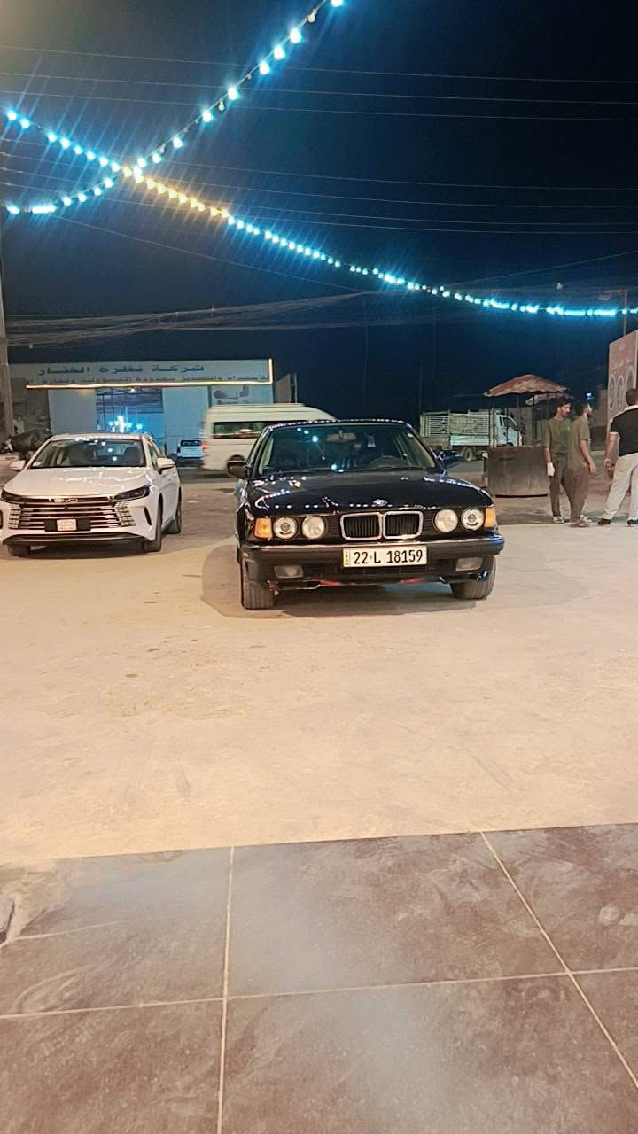 السلام عليكم بي ام 735 للبيع مكان بغداد رقم اربيل السعر 65 وبيهه مجال***********
