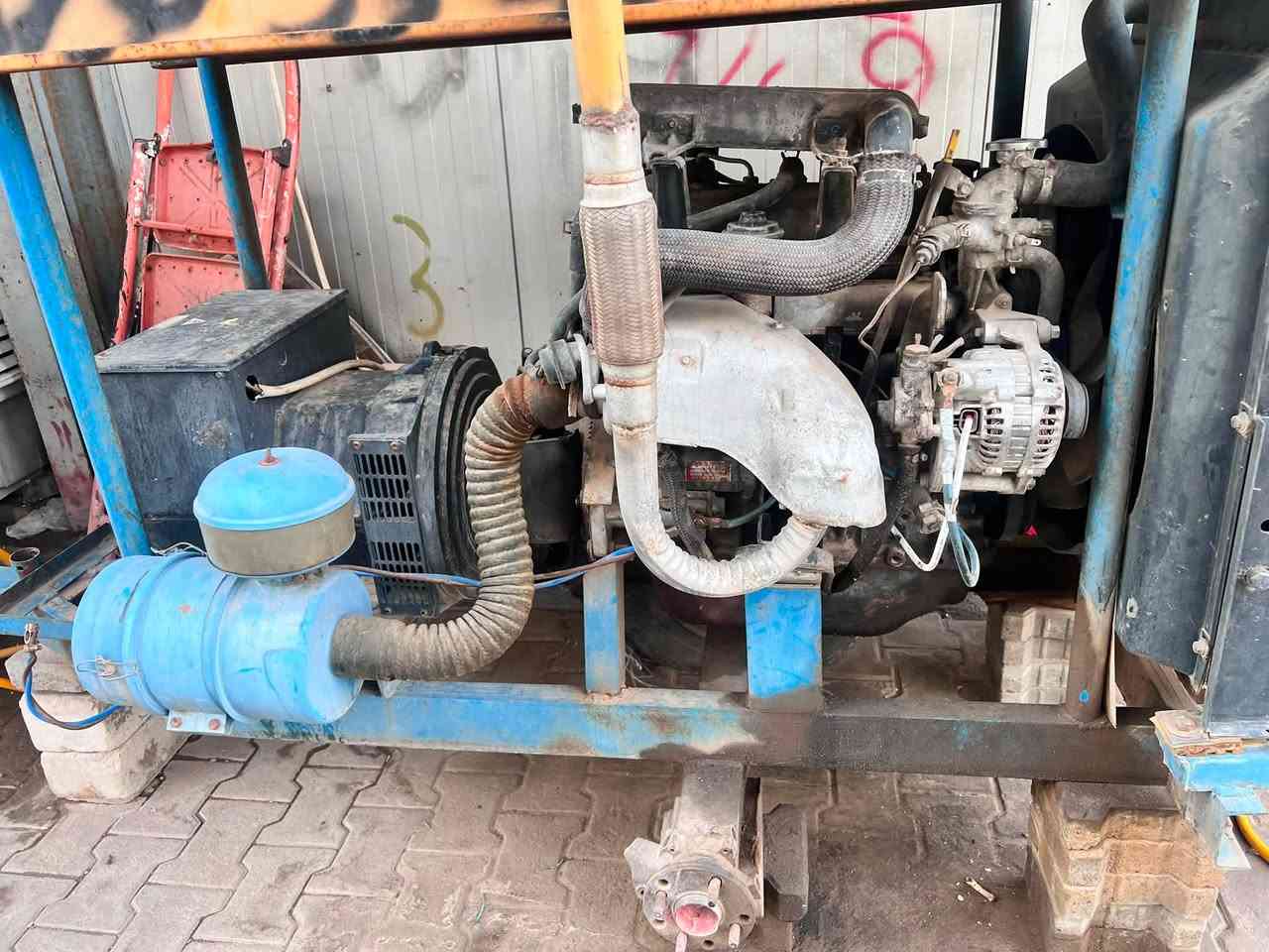 مولده كرنفال للبيع  راس توليد 30 KV ستامفورد 
جاهزه وشغاله لتوليد علمنا مولده مستخدمه شي قليل سعر 13 ورقه وبيه مجال بسيط للستفسار ***********
