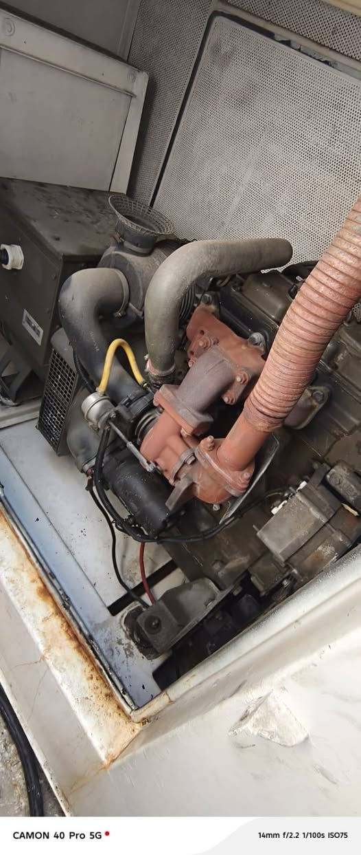 للبيع مولده بيركنز انكليزي 45 KV كاتم 

السعر 43 او بيها مجال

للأستفسار والتواصل ***********

نص مكتوب في الصور:
- CAMON 40 Pro 5G 14mm f/2.2 1/60s ISO101
- CAMON 40 Pro 5G 14mm f/2.2 1/1148s ISO51
- CAMON 40 Pro 5G
- 14mm f/2.2 1/214s ISO50
- CAMON 40 Pro 5G 14mm f/2.2 1/100s ISO75
- CAMON 40 Pro 5G 14mm f/2.2 1/1304s ISO50
- CAMON 40 Pro 5G 14mm f/2.2 1/60s ISO138
- CAMON 40 Pro 5G• 14mm f/2.2 1/87s ISO100
- CAMON 40 Pro 5G 14mm f/2.2 1/916s ISO50