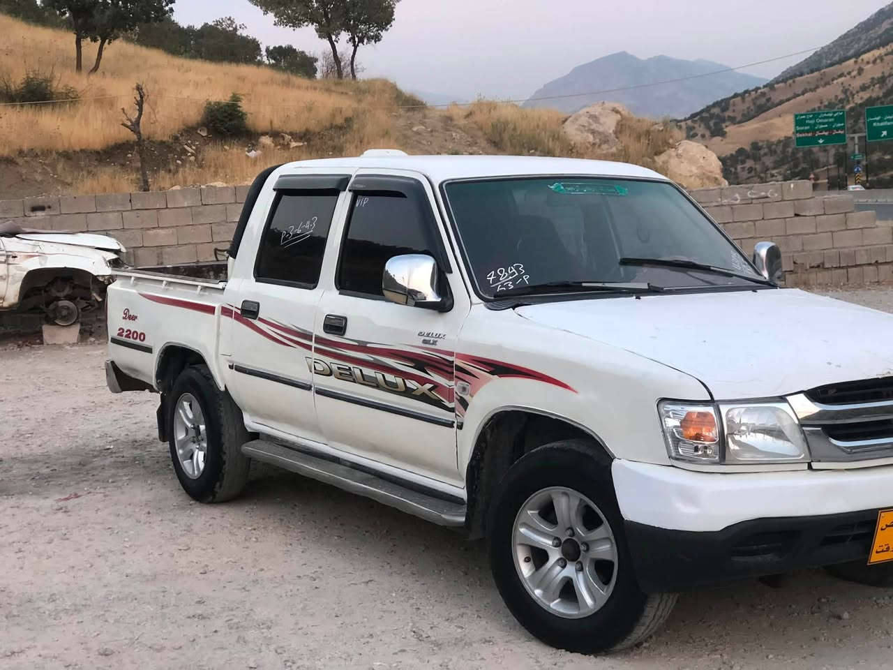 پیکاب دیر مۆدیل ٢٠٠٩ مەکینە بەخ مەنەفیس ئەسلی بەشەرت گیر مەکینە اکسل کامل بەشەرت دەژبول مەرزیە جام کارەبا سەیارەکە توند و تۆلە بەشەرتی توراو فیتەر سەیارەکە بی دەحم و لیدراوە جێ جێی بۆیاخە بە حیزام دەیفرۆشم سەیارەکە بە  مالی دۆستەکە نرخەکەی خوار هەموو بازارە سحری ٣٧وەرەقەو کەمیک مەجال ***********——-***********
