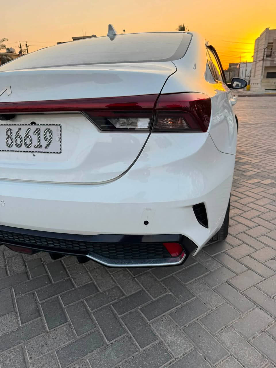 سلام وعليكم اخوان كي 3 موديل 24 خليجيه ماشيه 42 سياره فول مواصفات 138 بيه مجال بسيط ***********مكانه بغداد
