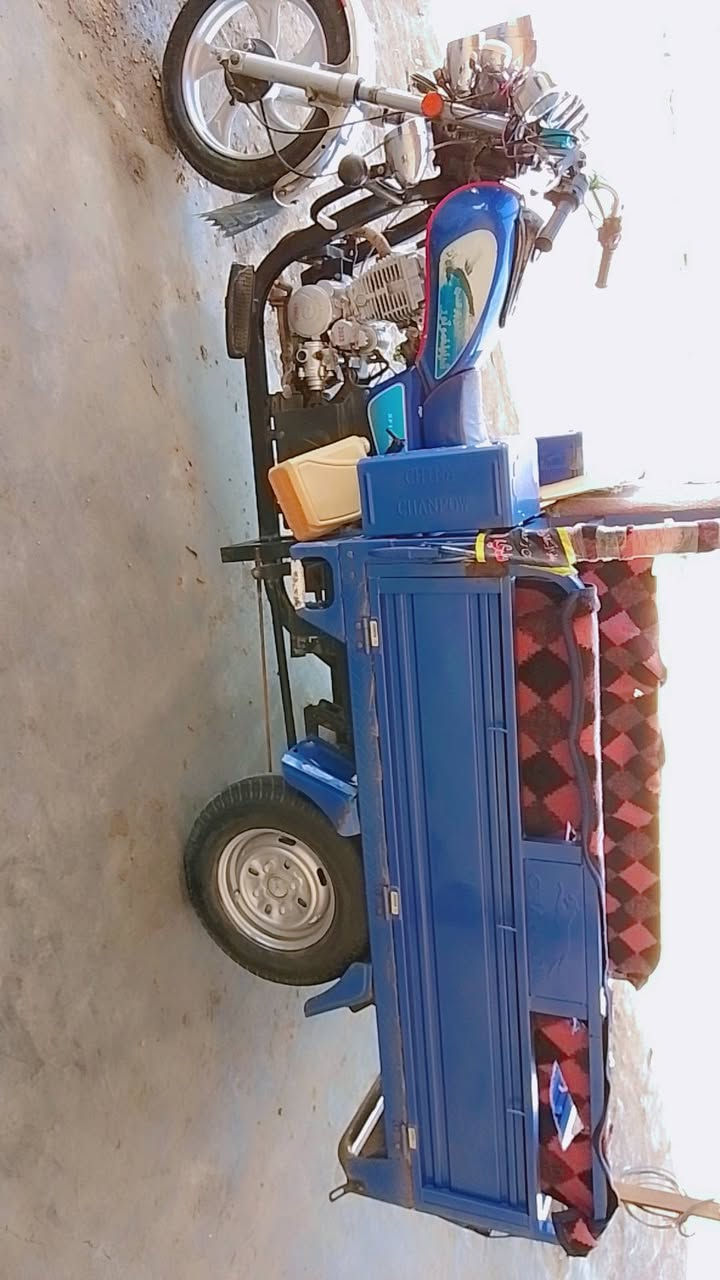 السلام عليكم ستوته صقر بتره موديل ٢٣ كهربائيات شغاله كامله شاصي مكفول من لحيم صبغ الشركه اوراق اصوليه محرك ٢٣ اربعه برغي للبيع عنوان الديوانية قضاء الشافعية للاستفسار الاتصال ع الرقم ***********
