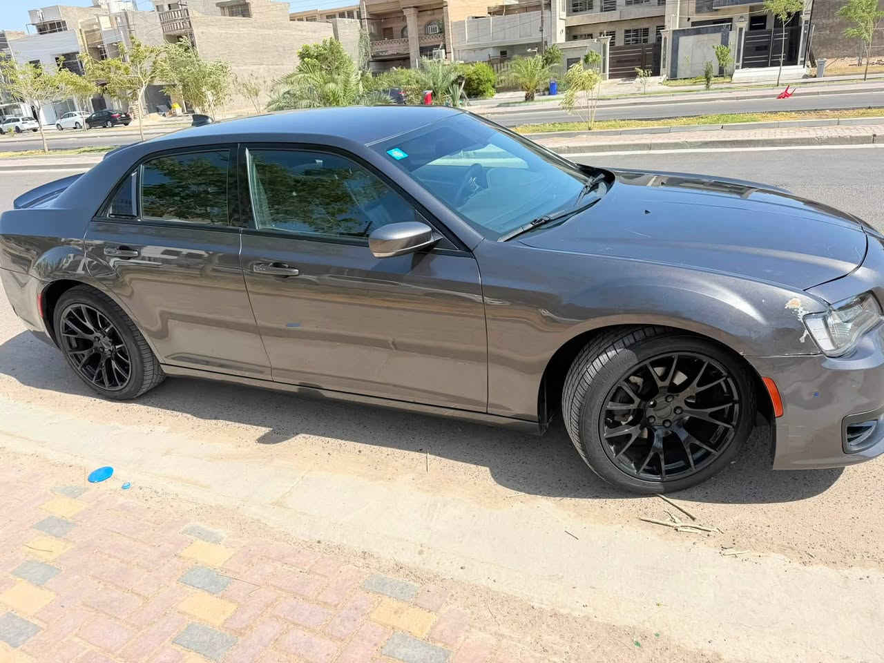 السلام عليكم 
اوباما كلايسر للبيع s300 فيلي ماشيه 80  موديل 2021  دخول جديد  فول مواصفات عدا الفتحه مواصفات sمعروفه حساس امامي خلفي  رادار جانبي نقطه عمياء كشن جلد كهرباء اشاير بالمري لايت زنون تبريد قطعتين  تشغيل عن بعد بصمه ابواب رقم بغداد جديد هزه جديده باسمي  السعر   220
العنوان بغداد حي الجهاد 
***********
***********
