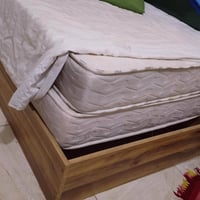 غرفه شبابيه جرابي عدد ثنين مع دواشك 450 الف بغداد الشعب 07777411623