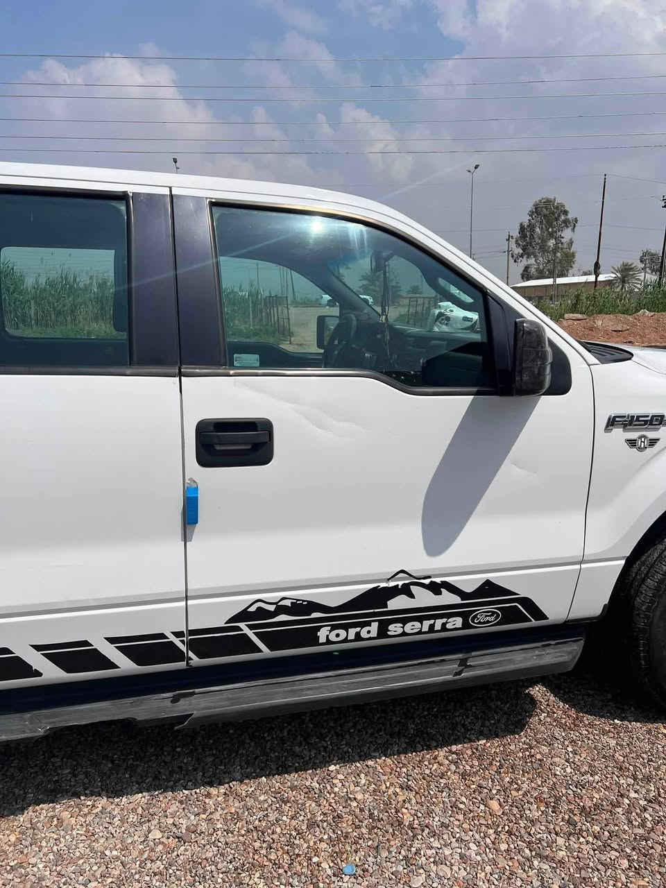 للبيع او مراوس فورت f150 مديل 2012 سيارة تقريبا على وضع الشركة مابيهة صبغ وارد خليجي 6 سلندر تخم تاير باتري جديد تبريد ثلج رقم بغداد انكليزي تحويل ثاني يوم سيارة صدر امامي خلفي جديد عليهة ادامة مابيهة شي ميشتغل سيارة ناعمة وقتصادية كير 6نمر السعر 165بغداد الراشدية ***********
