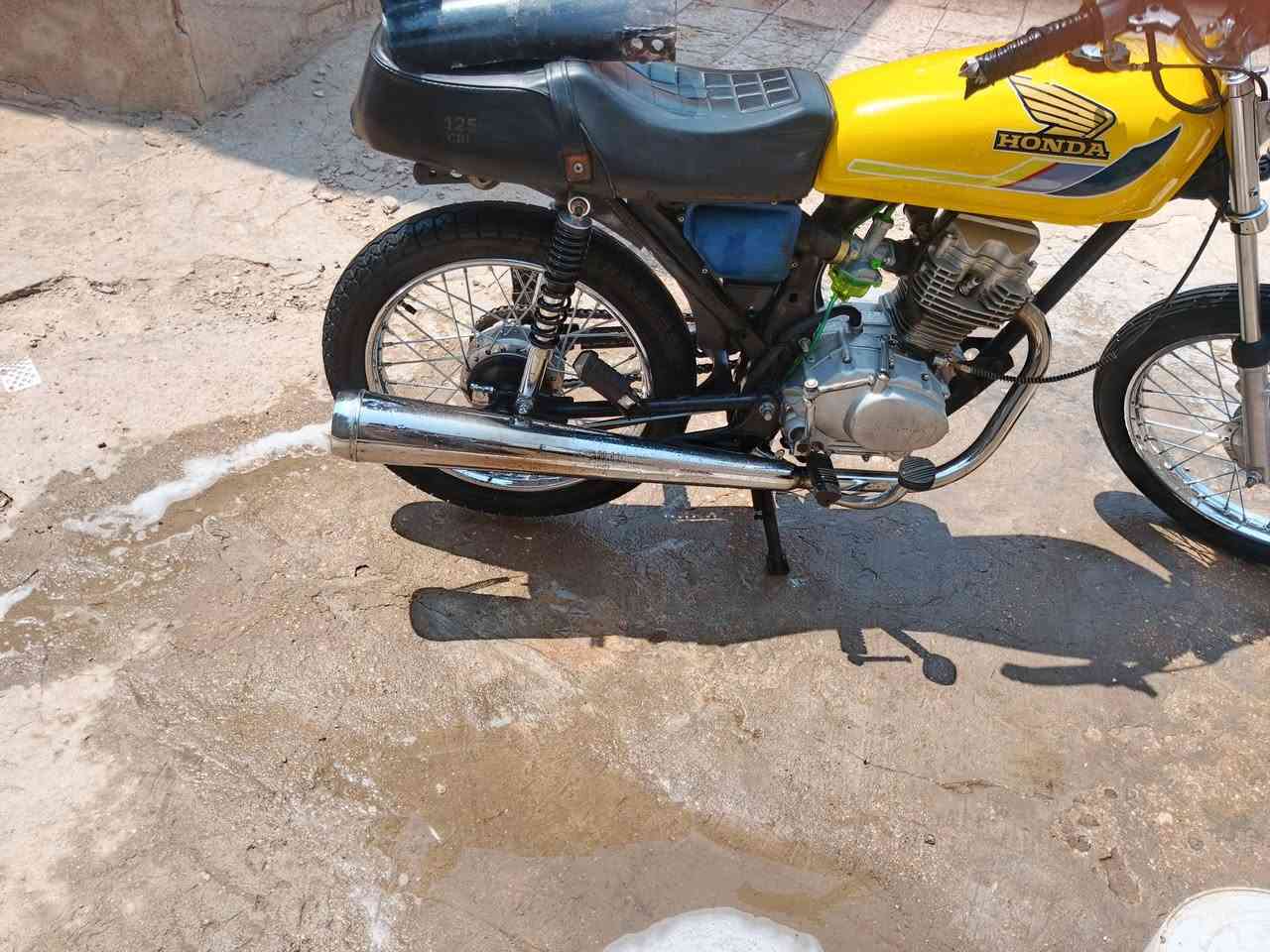 سلام عليكم ربعا كير البيع مديل المحرك 19 ولشاصي20
وراق اصولي وكيل ال عارضي السعر 450وبيه ماجال قليل
***********
