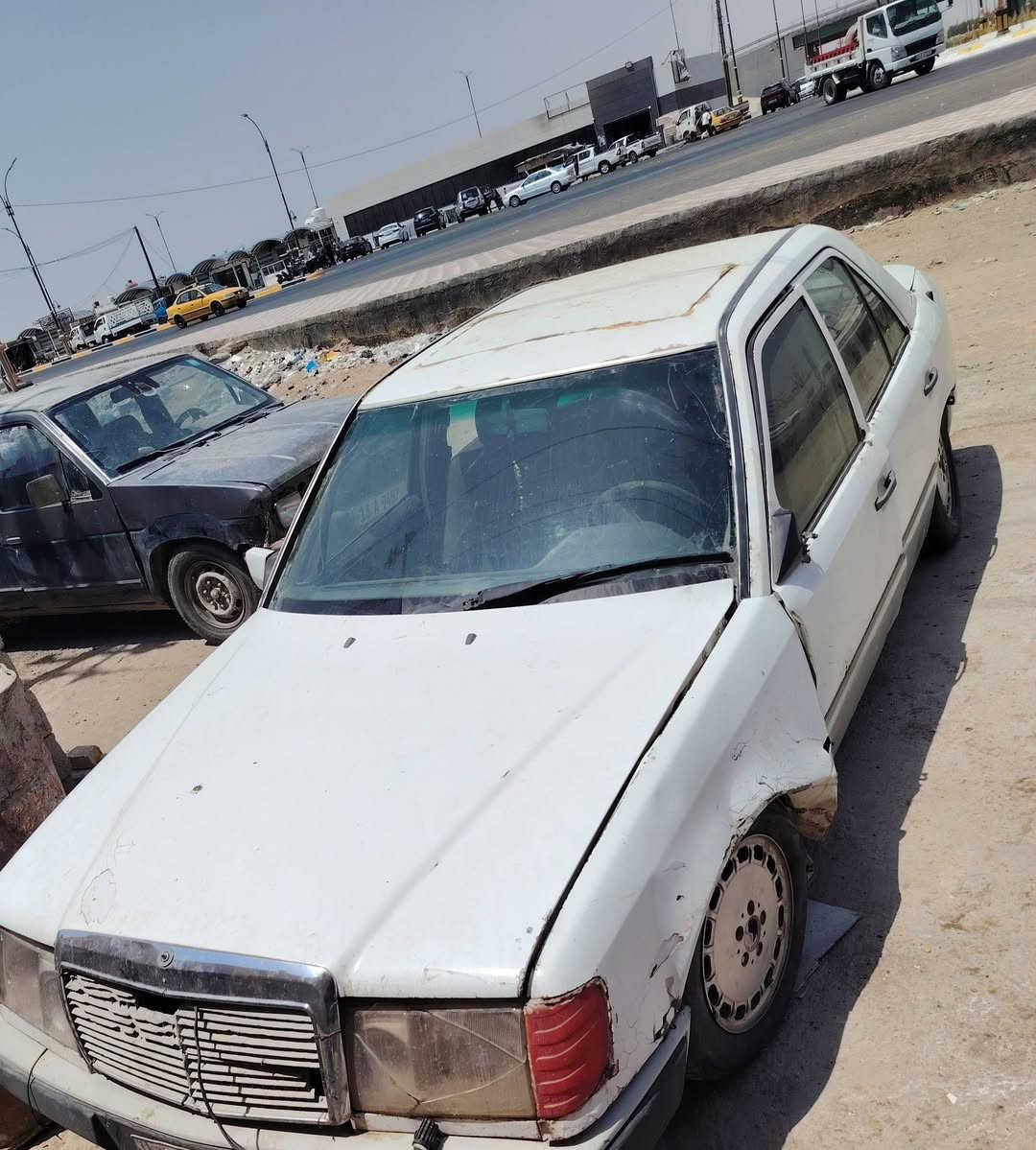 🚘 #سيارة_للبيع
مرسيدس 300 (دب) – موديل 1988
📍 الموقع: #العمارة
📞 للاستفسار والشراء: ***********
***********
📋 مواصفات السيارة:
النوع: #مرسيدس 300 (#دب) صالون
الموديل: 1988
اللون: أبيض
التسجيل: بغداد / خصوصي (حرف و)
الحالة: #مـــــــوازي
⚠️ ملاحظة: السنوية منتهية الصلاحية منذ 2021/2/22
