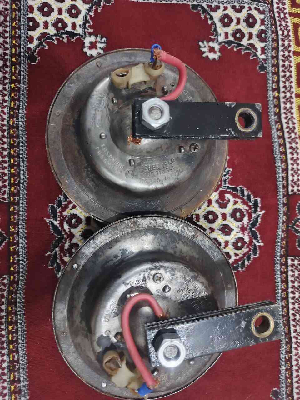 السلام عليكم هورنات للبيع ماعرف نوعهن بيهن تك واكف ماعرف عطله ابيعهن هيج الهورنات جانن متروكات سعرهن قيم واخذ مكاني بغداد مدينه الصدر رقمي ***********

