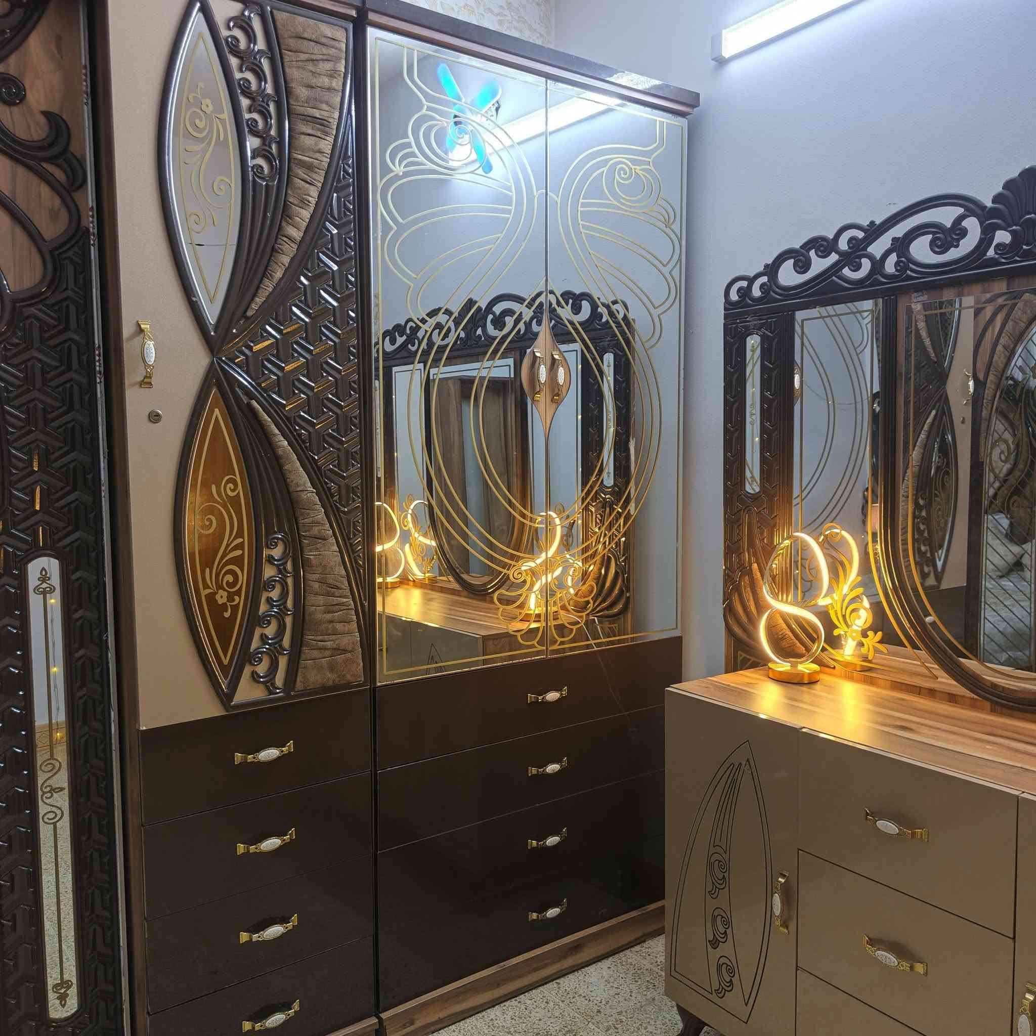 غرفه تركي للبيع مستخدمه شي قليل تواصل مكان سامراء موجود توصيل, ***********

