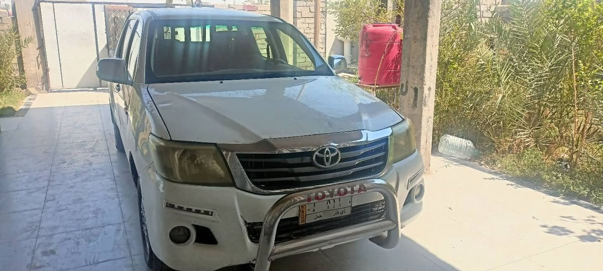 فلاونزه  12 بيه ضربه جهه لسايق مكينه جديده رقم ذي قار تحويل ثاني يوم *********** السعر 110  وبيه مجال
