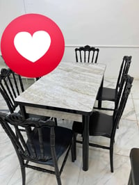 ميز طعام • بالكرتون • ٦كراسي