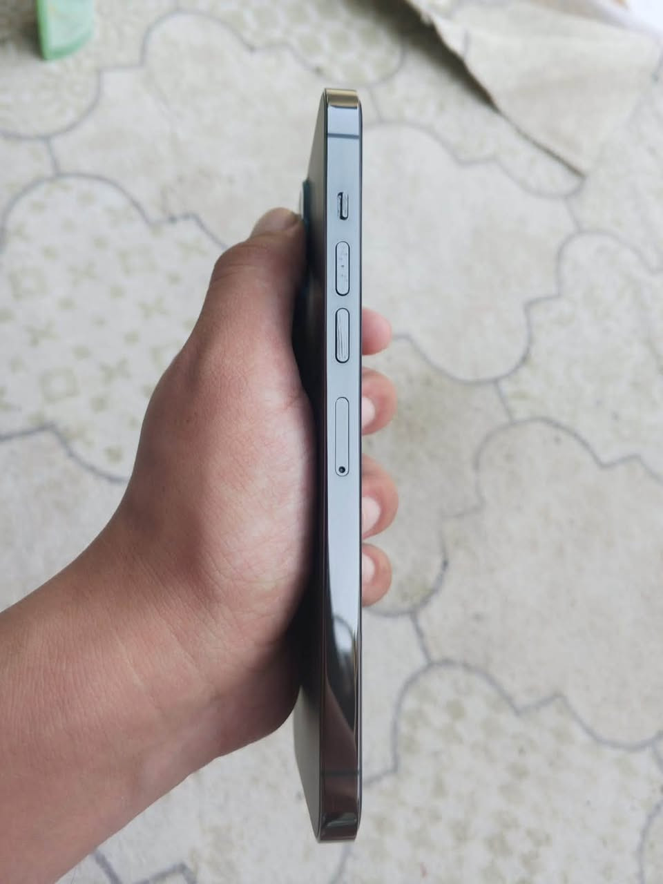 آيفون 13 برو ماكس جهاز بطاريته ١٠٠ مفول نضافه كدام عينكم ذاكرته ٢٥٦ لونه كلش حلو شخط مابي تجي تشوف بعينك للاستفسار ***********
