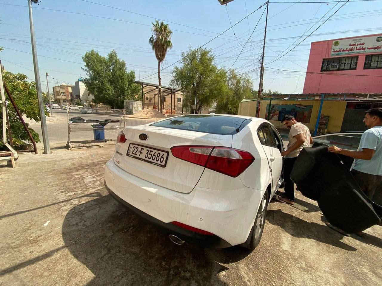 سيراتو موديل 2014  خليجي للبيع
مكينه 1600 تبريد شغال

 وقطعتين ومنظومة جديدة صار شهر 
حساس خلفي 
رقم أربيل سنويه 27 
فقط البنيد بيه طخه الباقي كله مكفول 

رقم هاتف صاحبها 
***********
