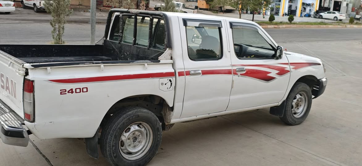 نیسان پیکاب مۆدێل 2002تەبریدپاوەرگێرومەکینەو ئەکسل بەشەرت بۆزانیاری زیاتر تەلەفونکەن بۆئەمژمارەیە ***********
