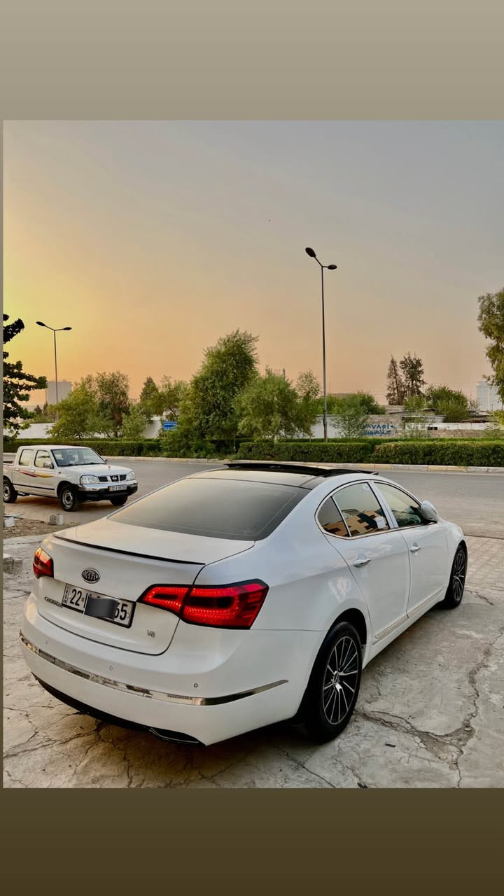 کیا کاندیزای مۇدیل ۲۰۱۲ فوول مواسفاتی ناو ملکی واتە فوول فوولە سیارە کە گیروو مە کینە و تەبریت تە قە رە قەی هە مووی بە شە رتە سیارە کە  مە کینە ی نە کرایتە وە بە شە رت زۇر تووندە سیارەکە بە ناوی خۇشمە هە موو شتیکی نویە موواسفات بانۇرامایە کوشین ساردوو گەرم کوشین کارەبای لیدی بیلادی ناو دەشبوولی بەرە دە رگای هە موو بیلادی خۇیتی زۇر سوواسفاتی تری هەیە سیارە کە پینج پارچەی سبووغە بە عیزام دە فرۇشم سیارە کە ئی مالی بووە دوو سالە لای خۇمە زۇر بی کیشیە ماشاللە داوایی 84 لیدە کە م مە جالیکی برایانی تیدایە لە هە ولیرە ☎️*********** أربيل, العراق
