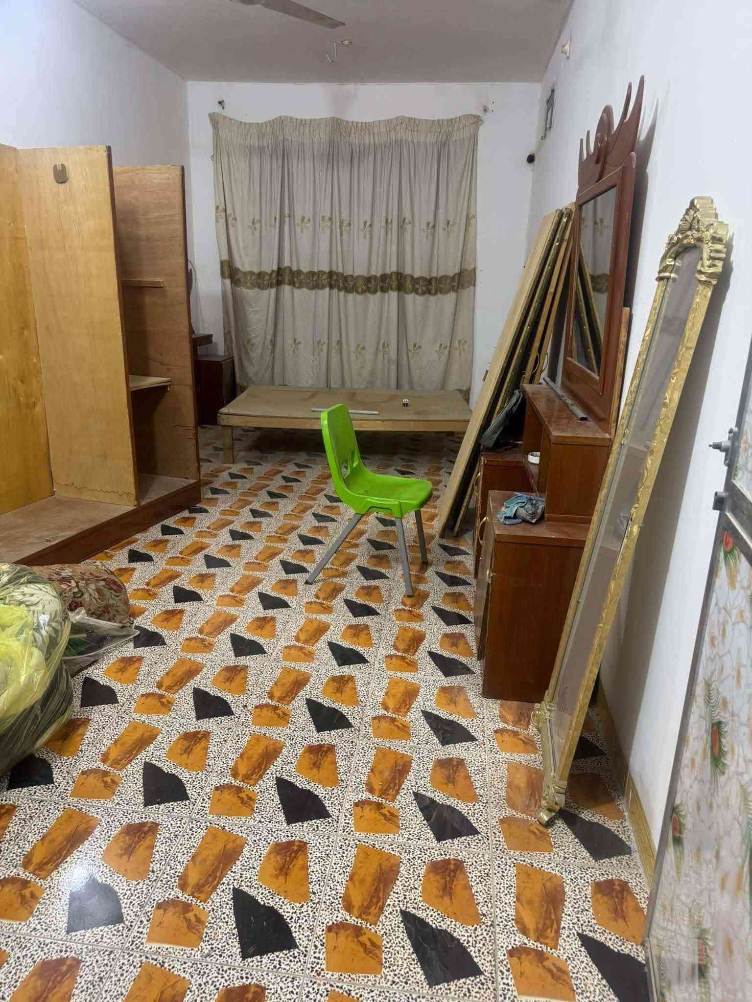 حي الحكام • ٢٠٠م • بيت للإيجار
