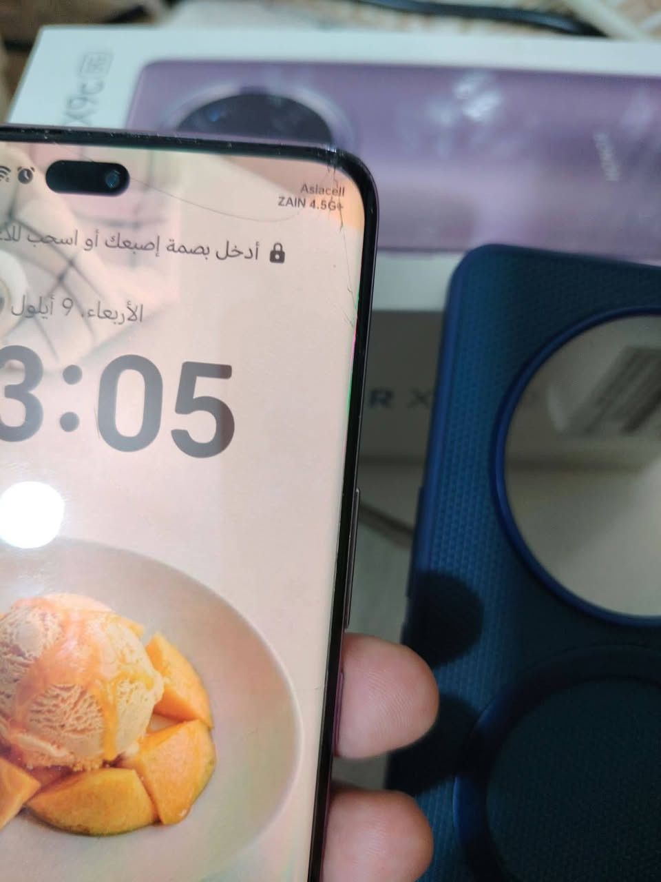 جهاز هونر x9c  مستخدم بي فطر بسيط أعلى الشاشه ماماثر ع الشاشه واللمس ابد السعر ١٩٠ غراضه كامله كارتونه وشاحنه الف وبي مجال بسيط البياع الشرطه الخامسه للتواصل اتصال ***********

