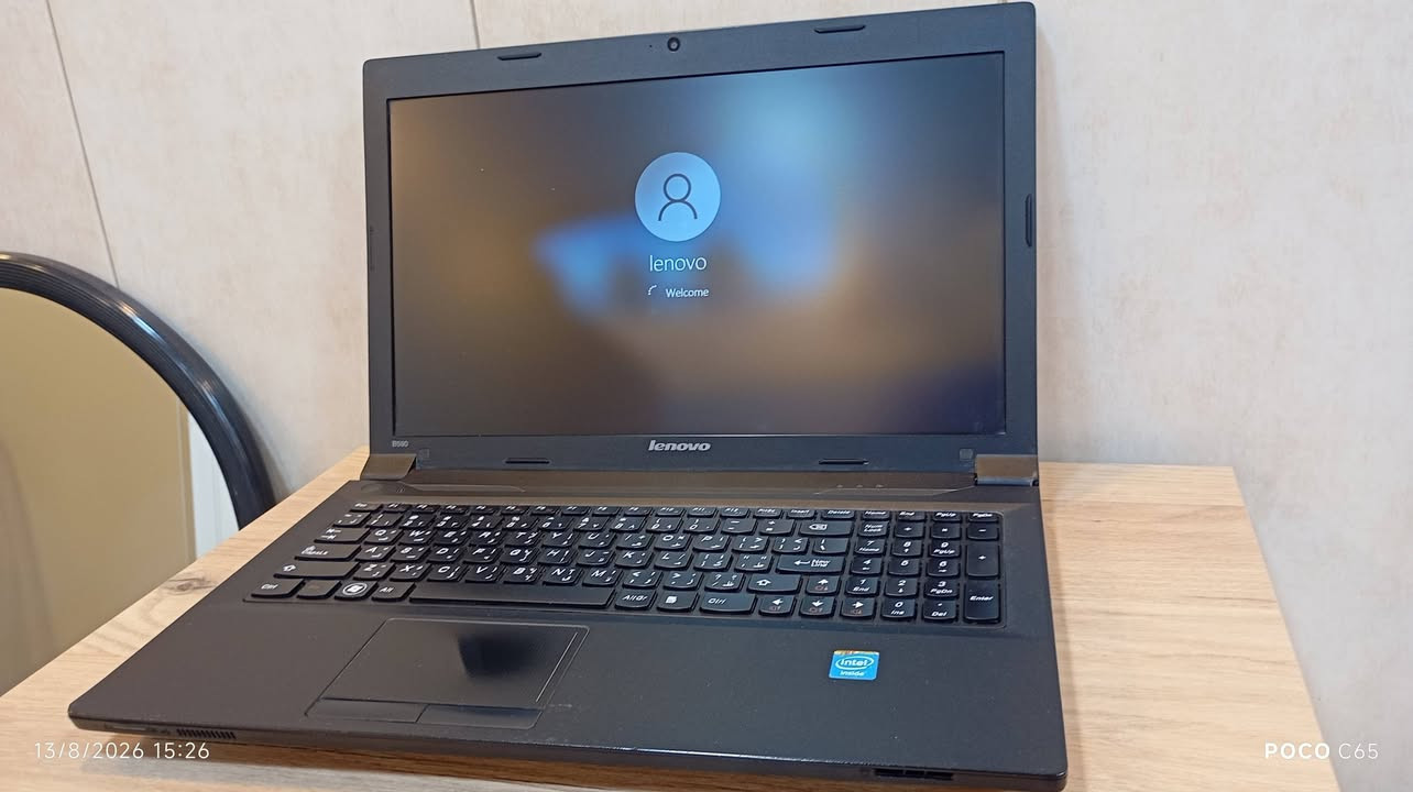 💻 Lenovo B590 للبيع
🔹 الموديل: Lenovo B590
🔹 المعالج: Intel Celeron 1005M
🔹 سرعة المعالج: 1.90GHz
🔹 الأنوية: 2 Cores / 2 Threads
🔹 الرام: 2GB DDR3
🔹 سرعة الرام: 1600MHz
🔹 التخزين: SSD 256 GB
🔹 كرت الشاشة: Intel HD Graphics مدمج، 
🔹 دقة الشاشة: 1366×768 HD
🔹 النظام: Windows 10 Home Single Language 64-bit
🔹 الكيبورد: عربي / إنكليزي
🔹 BIOS: Legacy
📌 مناسب للتصفح، الأوفيس، الدراسة والمهام الخفيفة.
السعر 100 الف و بيها مجال
***********

