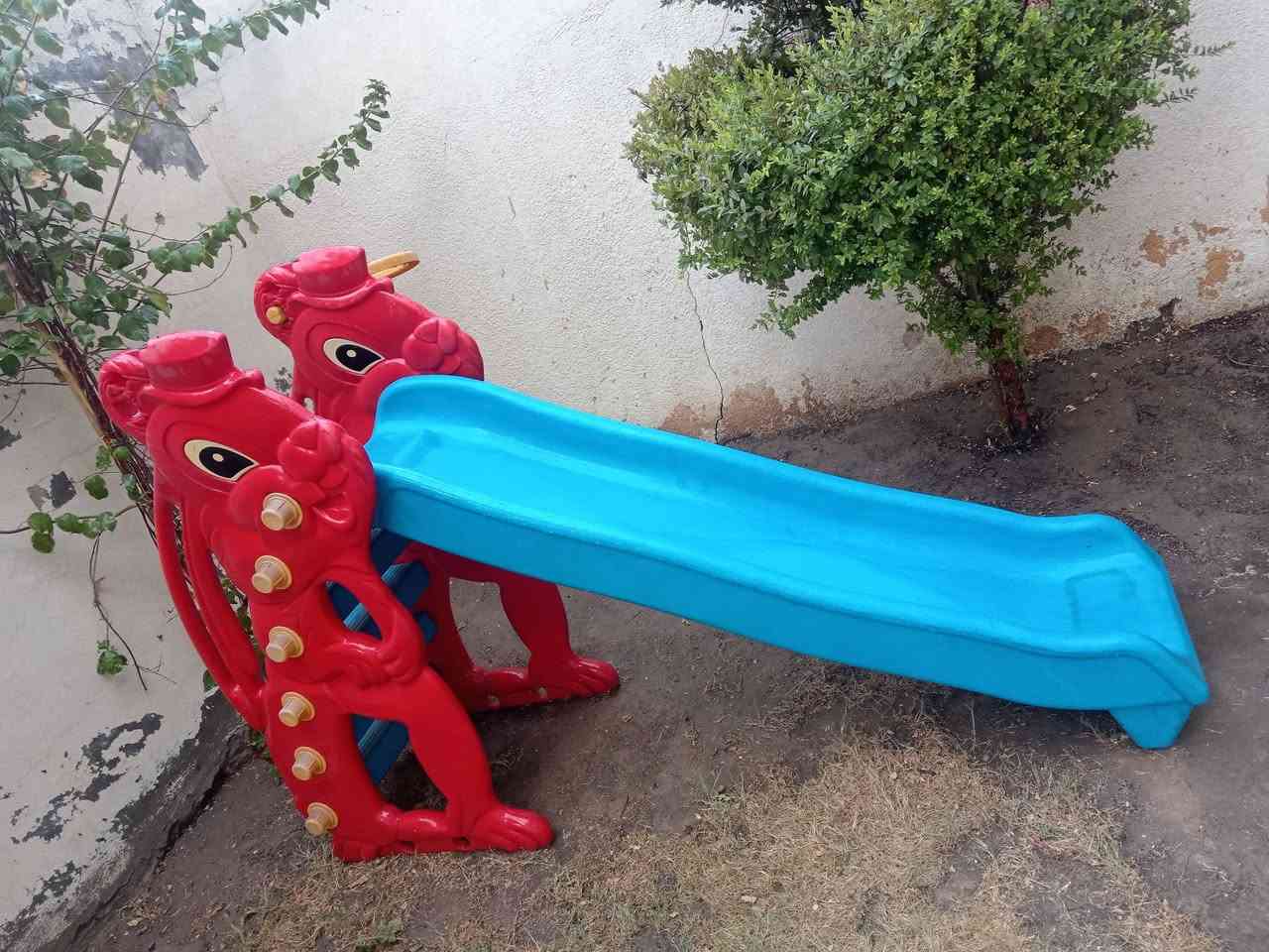 ياالله زحيلكه أطفال الحجم الوسط خمس بايات مكفوله جديده السعر ٦٠ الف وبيها مجال ان شاء الله حي الإعلام ***********

