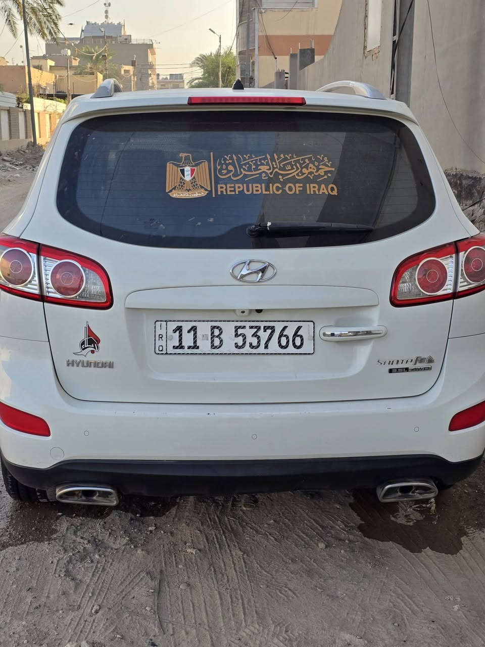 هونداي سنتافي ٢٠١١خليجي رقم بغداد انكليزي 
مكفولة سيارة فول ١/١
فتحي /مري شفط/بصمة ابواب/بصمة تشغيل/
دواخل جلد لونين/تبريد بيانو/شاشة كبيرة/
حساسات/ خمسة ويل كب/سبعه راكب/ثلاث قطع تبريد /سيارة جاهزة ما ناقصهه شي
تبريد ثلج /حدادية جديدة/تخم تاير 
***********/*********** بيع او مراوس بسورنتو ١٤/١٥ وانتي الفرق
