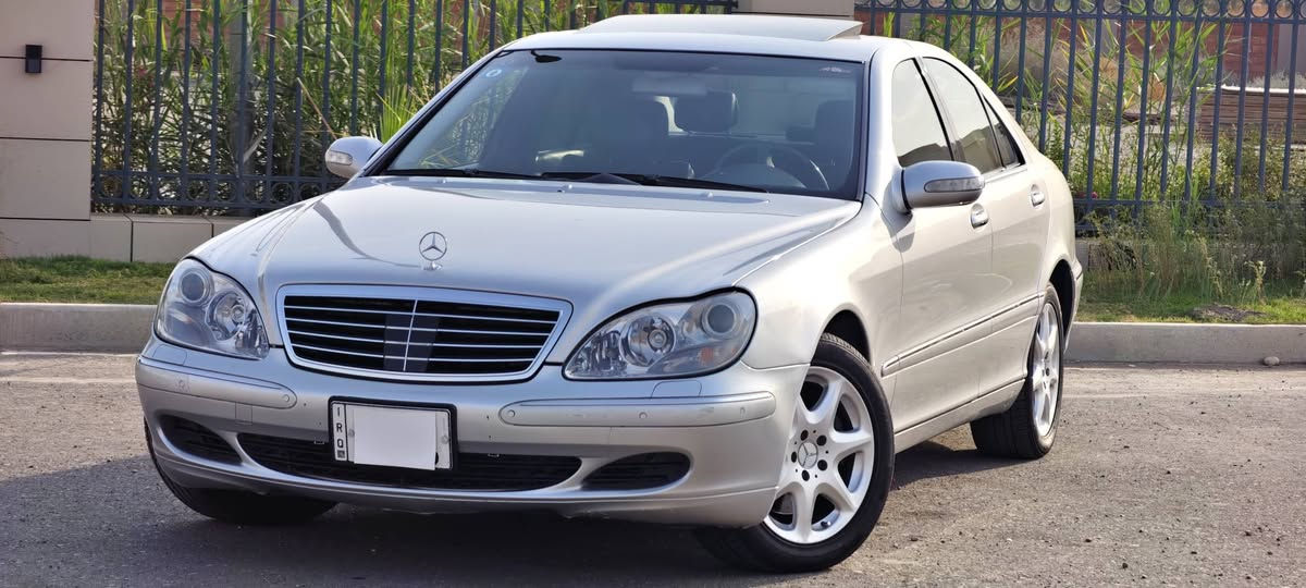 تحفه للبيع S500 وراد الماني طلب خاص
رقم بغداد بسمي 
 فول مواصفات للاخير 
جديدة جدا 
ابواب شفط +جنطه شفط +مري شفط
كشنات كهرباء امامي + خلفي وتحكم من الخلفي بالكشن الامامي
كشنات تدفئه + تبريد 
كشنات مساج 
رادار امامي 
تلفون 
ثلاجه خلفيه 
5 بردات خلفيه 

السعر 145 ورقه 
عنواني واسط الكوت 
للاستفسار الاتصال على الرقم 
***********
***********
