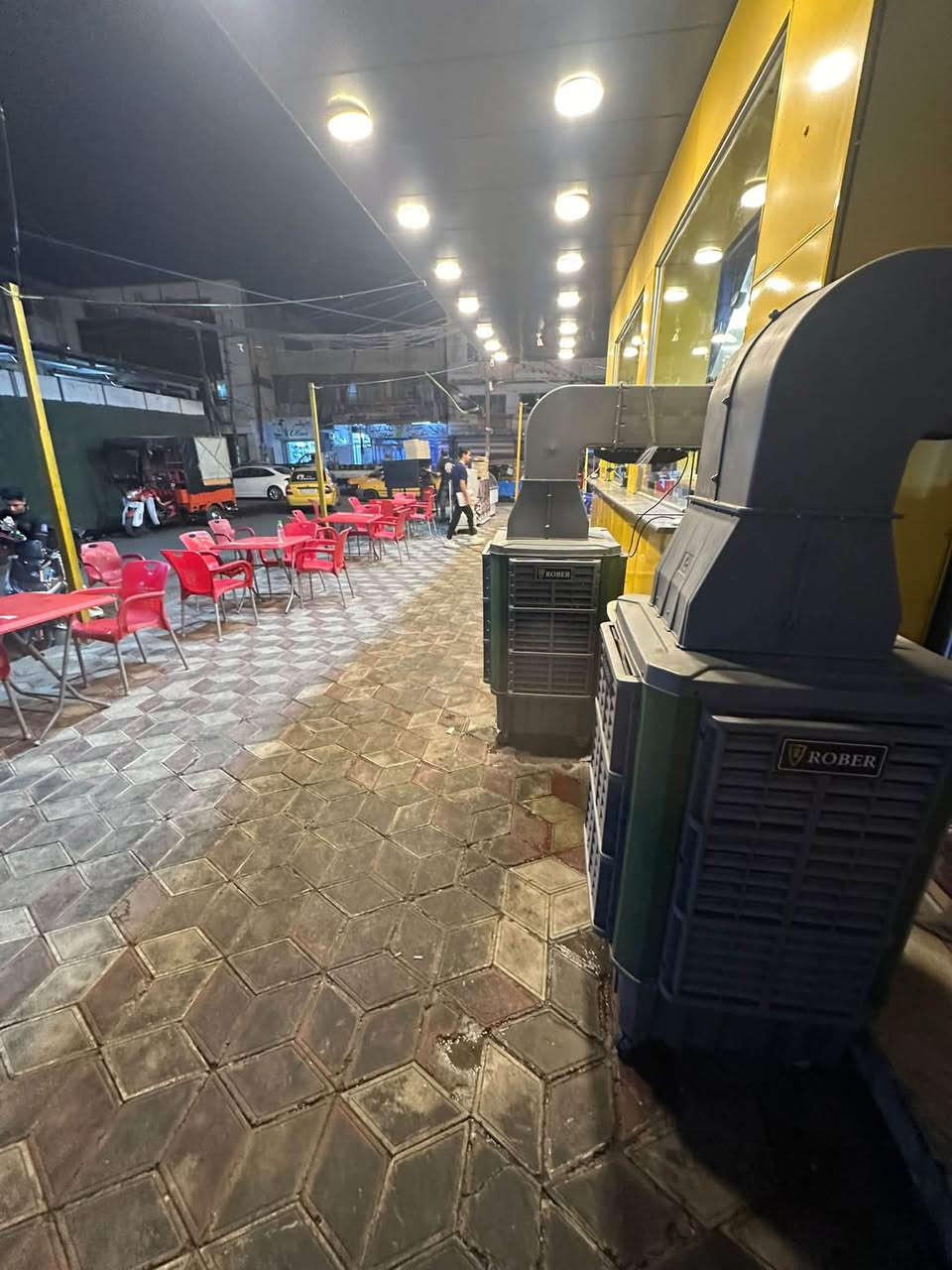 مطعم  للبيع 🍔

📍 الموقع: المشتل شارع المطبك
📐 المساحة: محلات ثنين ركن ومخزن وية المحلات
🛣️ الميزة: رصيف كبير جداً لصالح المطعم
🍔 النشاط: كص، فلافل وغربي عام و بيتزا
💰 السعر: 25مليون دينار عراقي
المطعم مفتح جديد وفي صعود مستمر

📞 للاستفسار: ***********
