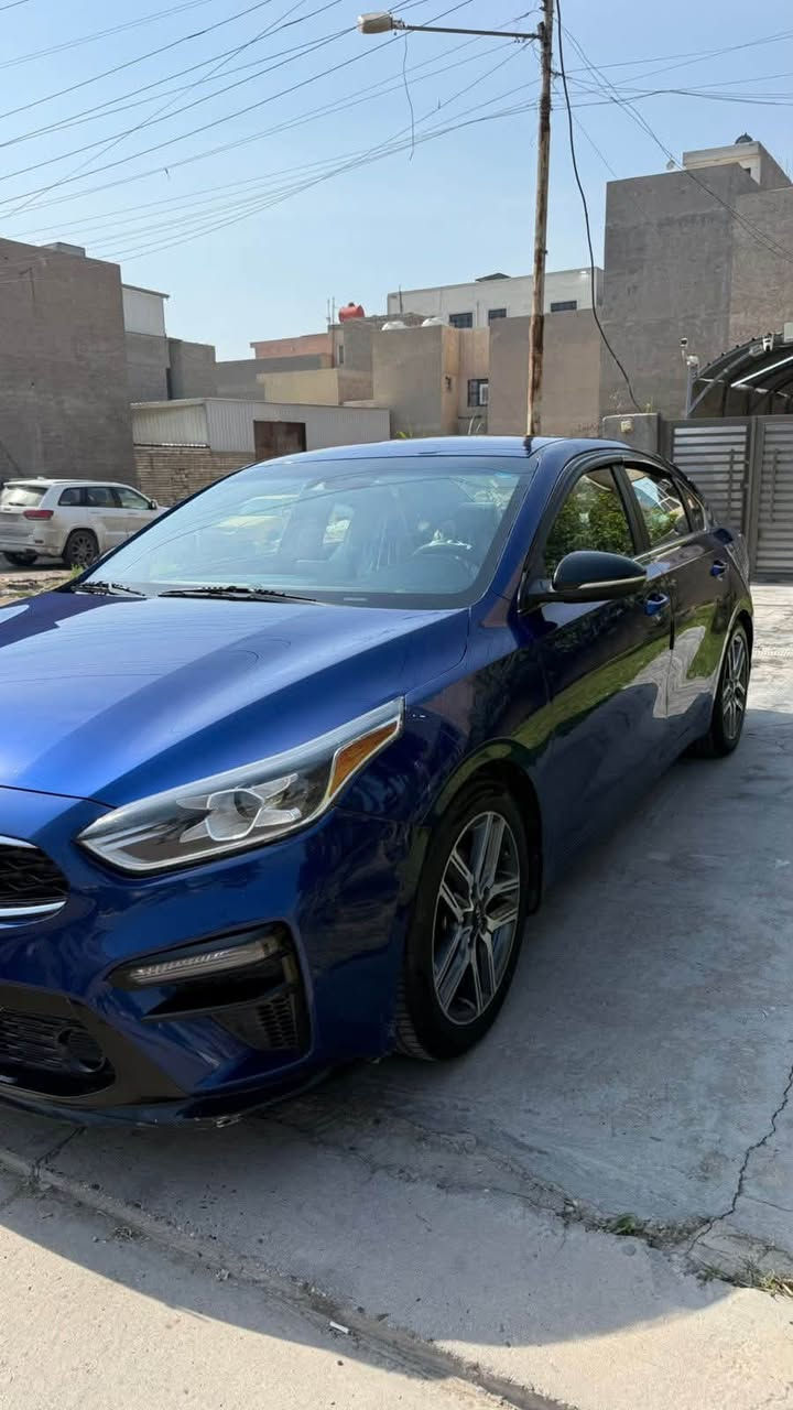 سلام عليكم
يا الله..
للبيع للبيع/
فورتيEX 
موديل2020
مكينه 2000 دوش
كير AT
تبريد قطعتين
تدفئه كشنات+ استيرن
توقف ذاتي
رادار امامي خلفي
تحديد مسار
فتحة سقف
شاشه كار بلي
اشاير بالمري
سياره خير من الله 
رقم اربيل..بسمي تريد تحويل تريد وكاله اني حاظر

السعر127$

مكان السياره بغداد الكرخ الثاني حي العامل
تواجدي قليل عل فيس الشراي يكدر يتصل عل وتساب
***********
اخوان السوك كلشي بي ولحد يكسر بحلال العالم
