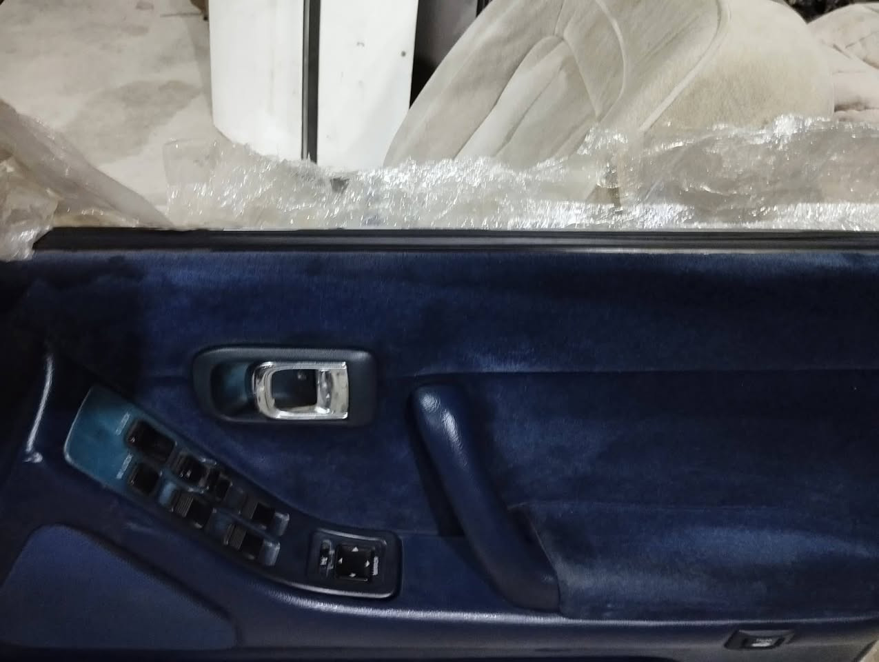 بطاين أرنب سيدان العنوان بصرة ***********

نص مكتوب في الصور:
- HONOR X9d