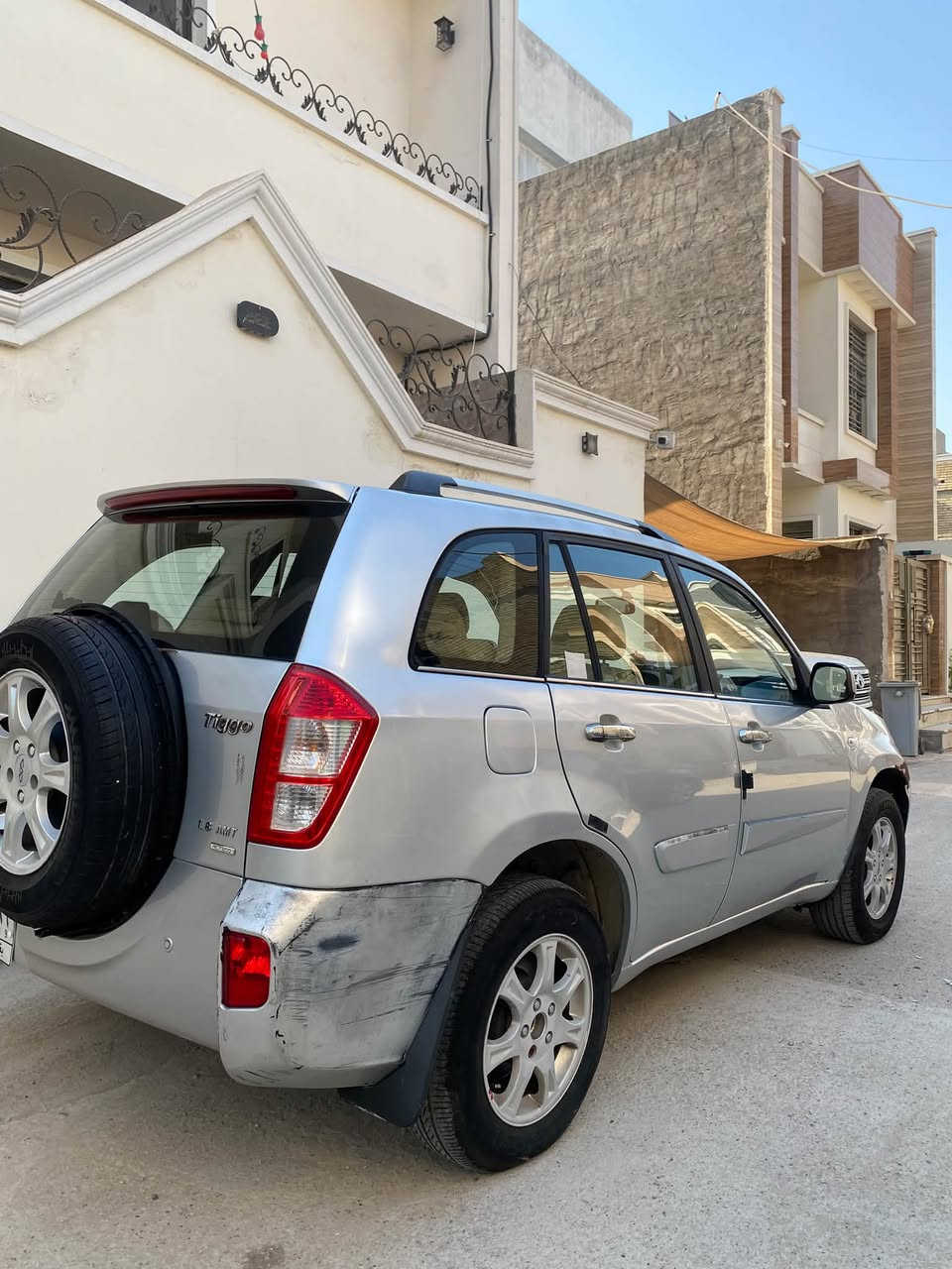 كير كهربائي
رقم بغداد
معروفه مواصفاتها
مكفولة كير ومحرك
سونرها موجود بيها شويه جراد وجاملغ مبين بالصورة
السعر ٥٥
مكاني بغداد الدورة
***********
