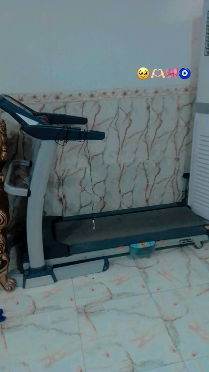 السلام عليكم جهاز مال رياضه يشيل اي وزن من 150 الى 200 كيلو جهاز نظيف يخبل جهاز بيه صعده جبليه السعر 300 وبي مجال للشراي اللي يريده يخليه يتصل عليه على رقم الهاتف ***********