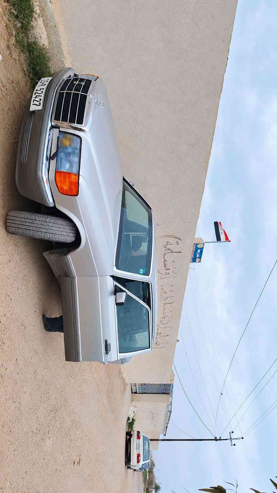 مرسيدس جامبو موديل 87 كير محرك بلادي سياره نظافه فول صدر جديد تخم تاير محرك شرط مصبوغه للجماليه بدون اي خياس رقم انكليزي نضافه فول
العنوان سامراء 
السعر 73
***********
مرسيدس جامبو موديل 87 كير محرك بلادي سياره نظافه فول صدر جديد تخم تاير محرك شرط مصبوغه للجماليه بدون اي خياس رقم انكليزي نضافه فول
