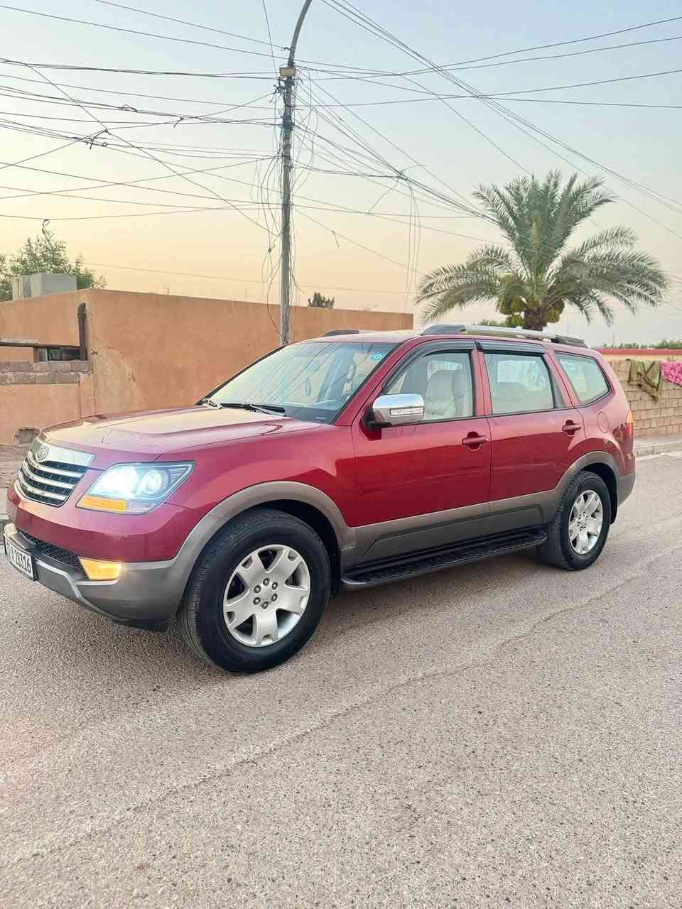 كيا مهافي خليجيه موديل 2009 رقم نينوى انكليزي سنويه جديده لل2028 تحويل ثاني يوم محرك سته سلندر كيرمحرك شرط مكفوله من الحادث والضربه شرط بيها جاملغ وباب رش بدون دواخل تبريد ثلج 7 راكب فتحه سقف لايت زينون  سياره علا وظع الشركه بمعنى الكلام داخل بنايلون جديد السعر120وبيها مجال مكان السياره الشركاط الشراي يتصل *********** لموشراي لايتصل
