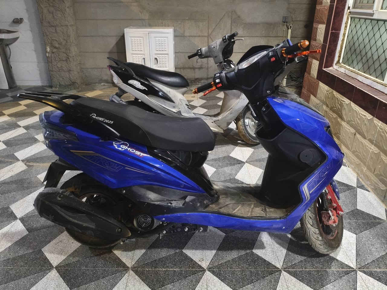 سكنس اباجي للبيع نضيفه برغي مامفتوح منه قبل سبوع طالعه من الشركه سعر 700 او بيه مجال مكان بابل حله  ***********
