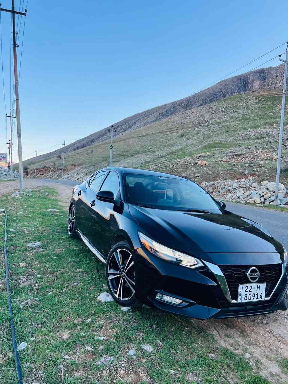 سێنترا مۆدێل ٢٠٢١ مواسەفات SR    
گێرو مەكینەی بەشەرت 
چوار پارچەی هەیە   بەشەرت ئەوی داخلی نەگرتبێت 
شوێن خەلیفان 
***********
*********** 
وێنەی شانسیم داناوە سوران, أربيل
