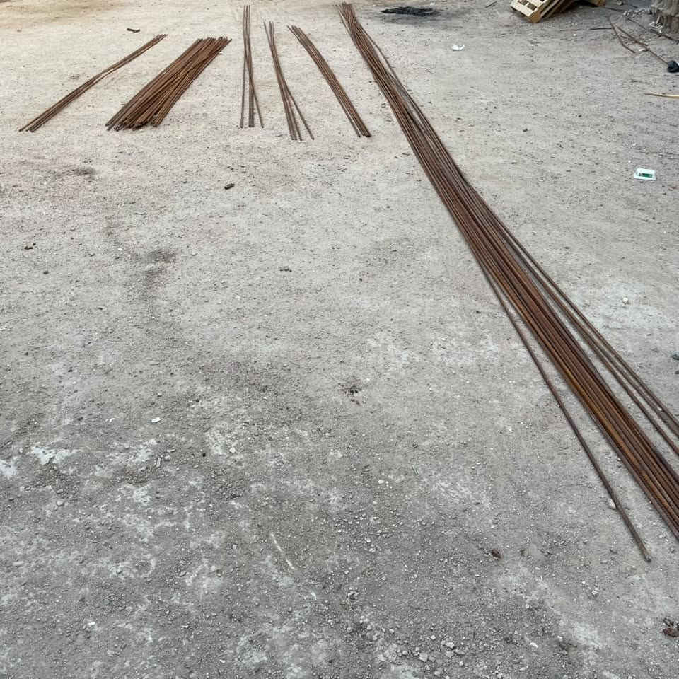 يوجد شيش كص واستندر جديد للبيع بسعر مناسب 
استندر عدد 17
4,15 متر عدد 48
6,30 متر عدد 4
5ونص متر عدد 6
8 متر عدد 4
4,75 متر عدد 4
وتوجد اتاري 5* 30 و 10* 30
عنوان البصره الصالحية ***********

