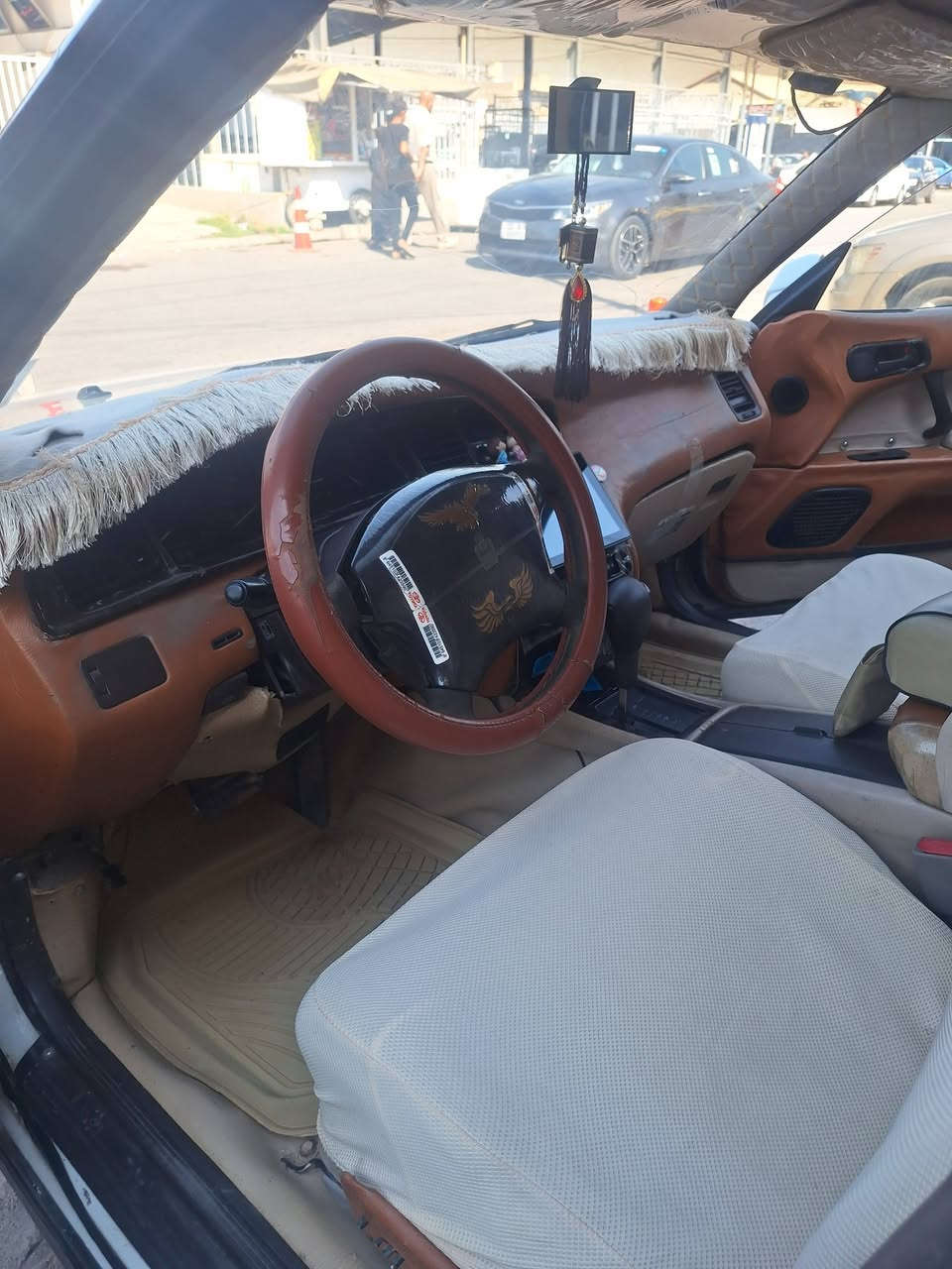 سياره بطه موديل 93 رقم نينوى انكليزي السعر 55بيها مجال رقم الهاتف ***********

