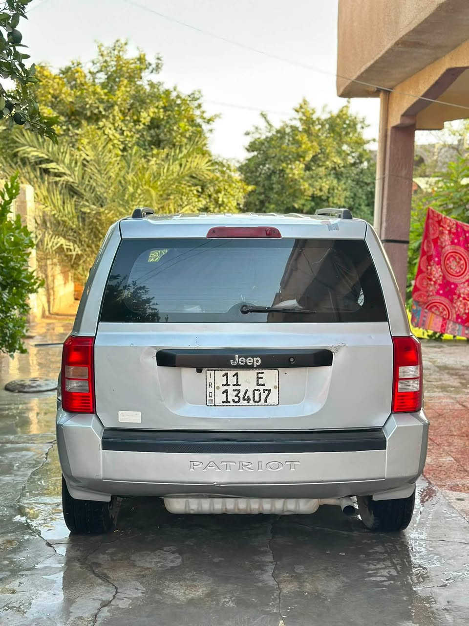السلام عليكم للبيع
جيب JEEP باتريوت 2008 وارد امريكي 
رقم بغداد مشروع وطني بسمي 
محرك 2400  
كير ومحرك وحدادية وتبريد وكهربائيات وتخم تاير خير كله جديد .
مواصفات المعروفة نص فول 
5 راكب 
والسيارة جاهزة وخير من الله 
بيها مكانات صبغ ابيع حزام بدون حادث وبدون معجون .
السعر (82)وبيها مجال بسيط .
للاتصال والاستفسار ( *********** )
