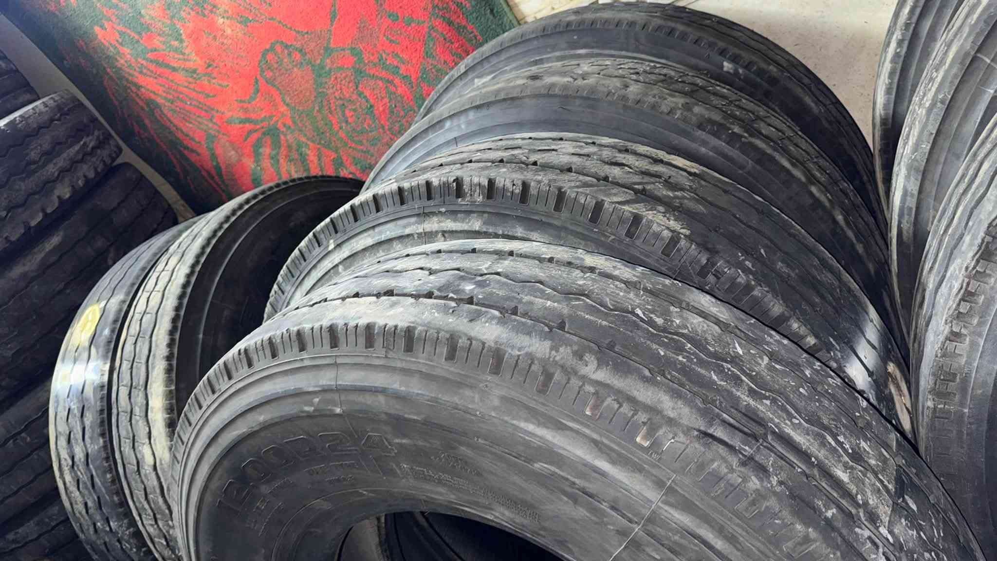 يالله اخوان تم وصول وجبه تايرات 24 و 22/315/80 

بتاريخ 19/9/2026  تايرات ياباني صيني هندي نوعيات برجستون ومشلن وmrf و صيني نوعيات هواي 

العنوان واسط الكوت شارع بدره قرب معمل وحداده عادل السويطي

الاسعار حسب النضافه كل شي وسعره 

‭***********‬

