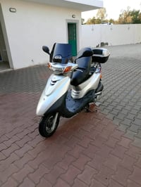 للبيع دراجه بريز الايت عالي   دراجه بلاديه للاخير اي شي تجاري مابيها  ...