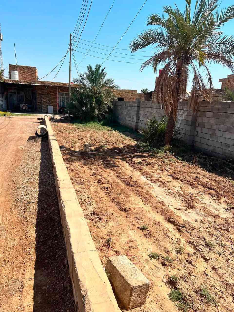للبيع بيت مكانه ميسان العماره حي العسكري باب الجامعه الخلفي يم مكتب الغاز المساحه 650 الكلي و البناء 200
اتصال عله الرقم ***********
السعر مناسب

